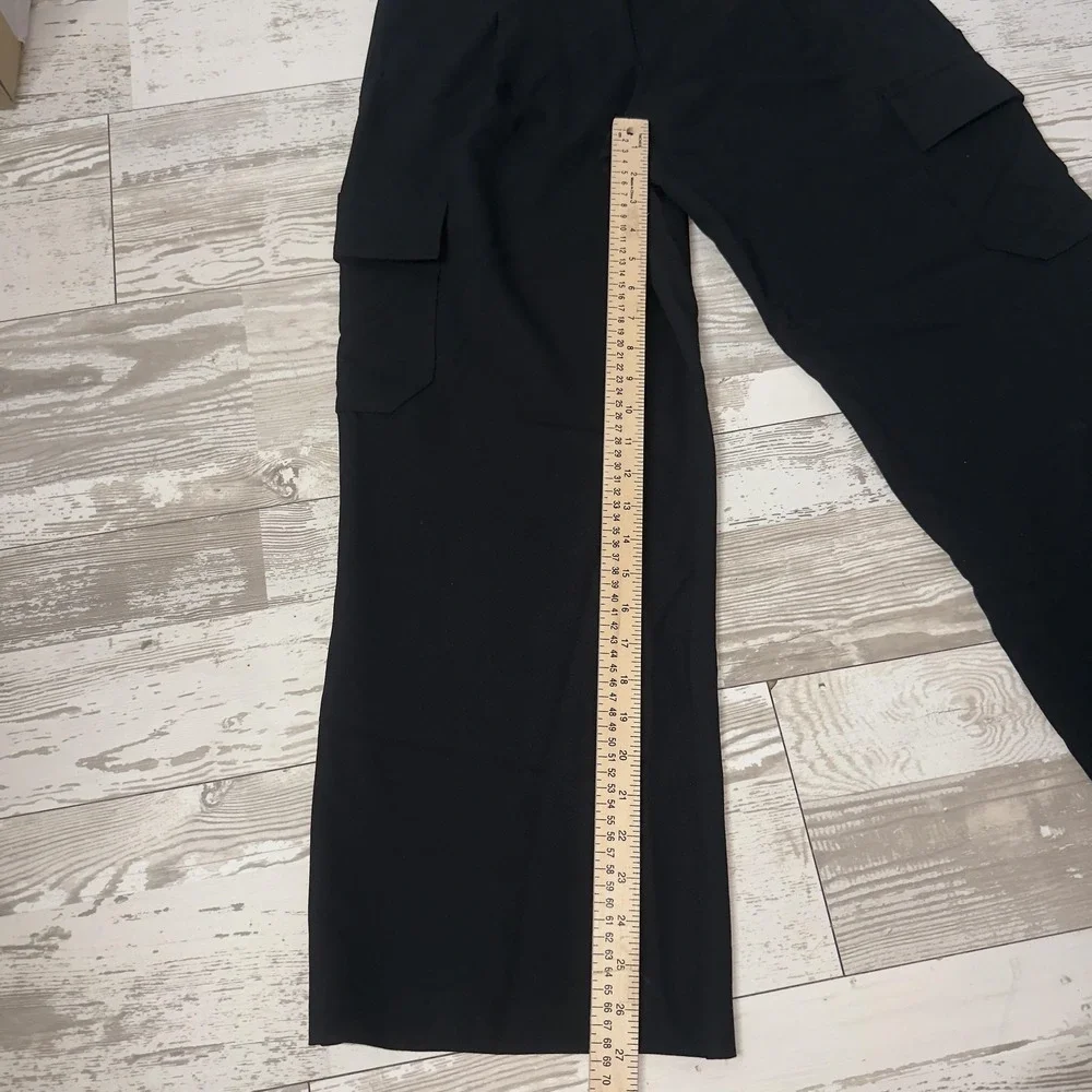 Motel Cargo Pants Womens Medium Black Twill Relaxed Fit Pleated Pockets Utility - Picture 6 of 8